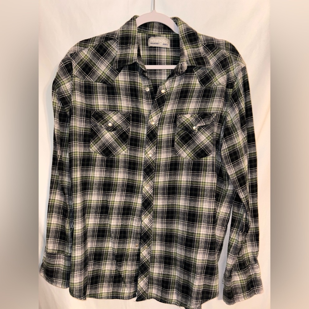 Wrangler Women’s L, Pearl Snap Green Flannel Western Shirt